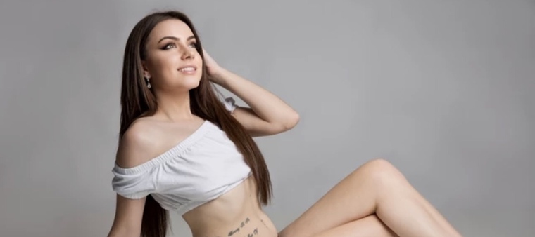 Nadia L banner image