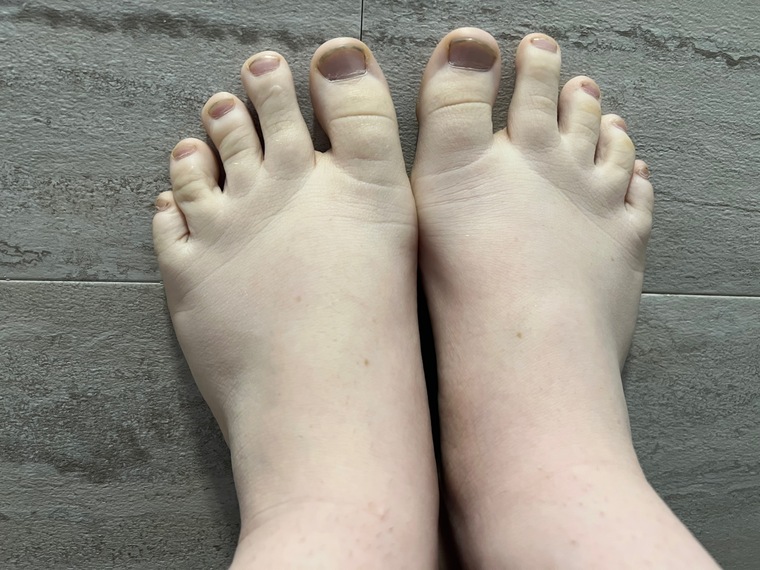 Feet women banner image