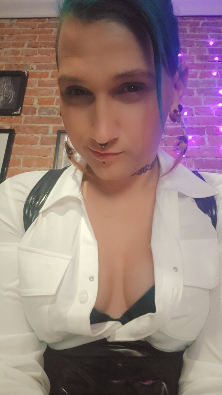 KinkyValkyrie cover image