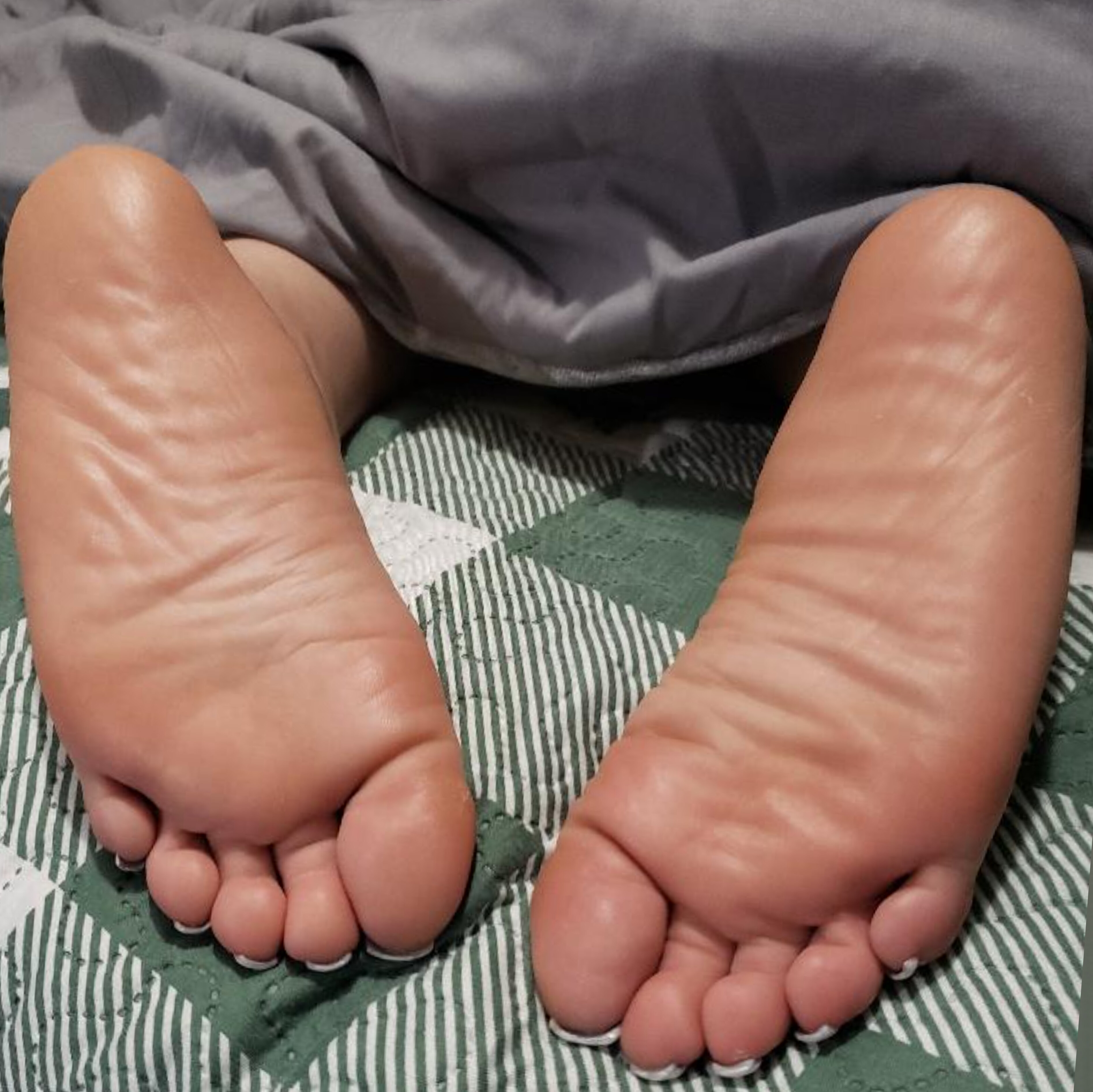 Mouwiie Esther banner image