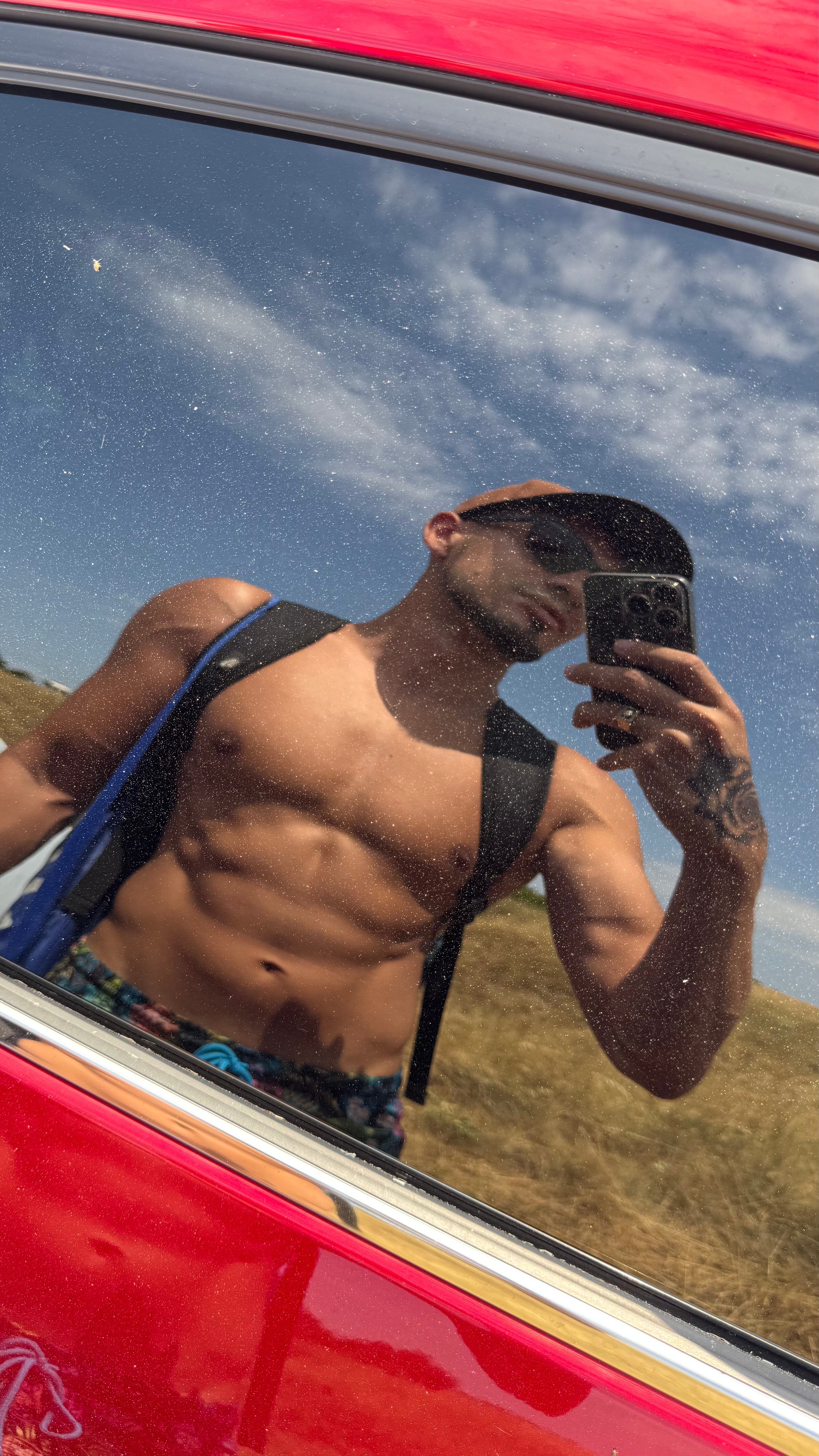 MrNomad banner image