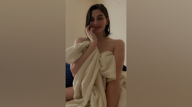 MrsMamaXOXO cover image