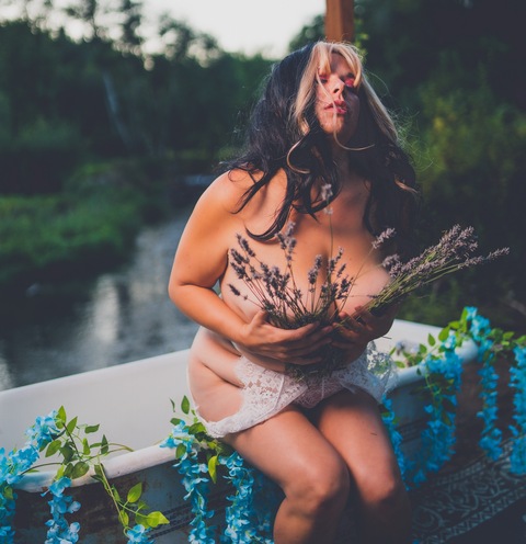VIP.bunnyhotwife cover image