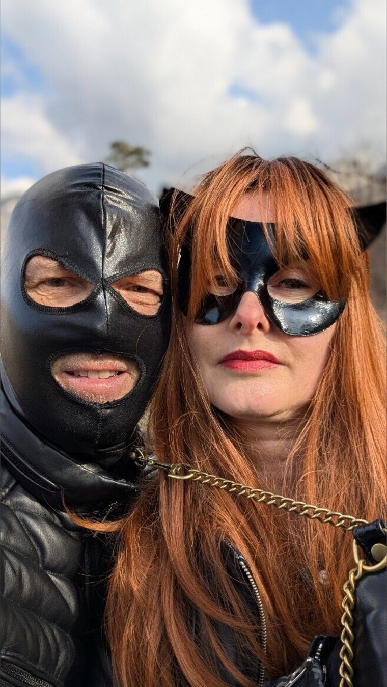 Mrs Emma And Slave banner image