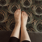 Mrs Slenderfeet avatar