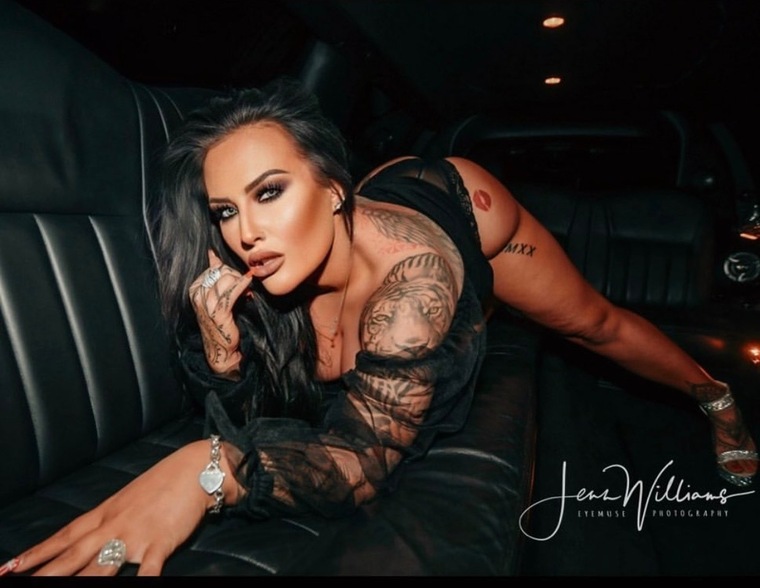 Twisted Angel💦😈💋 cover image