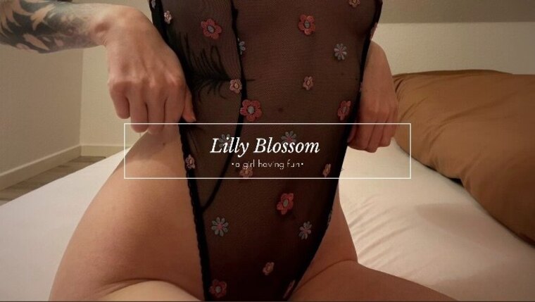 •Lilly Blossom• cover image
