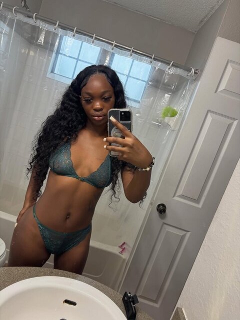 Chocolate 🍫💦 cover image