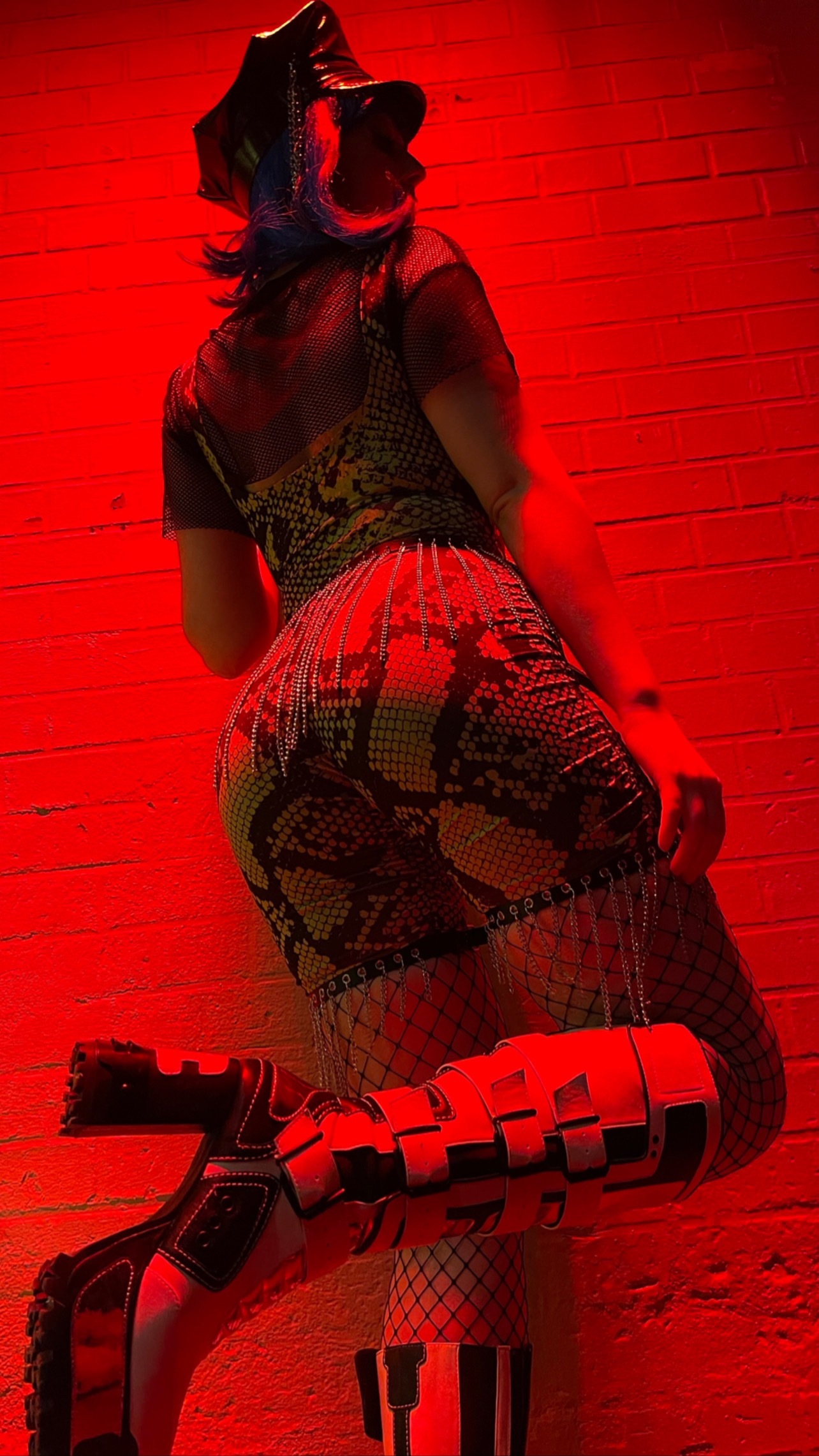 Nana Cruuz banner image
