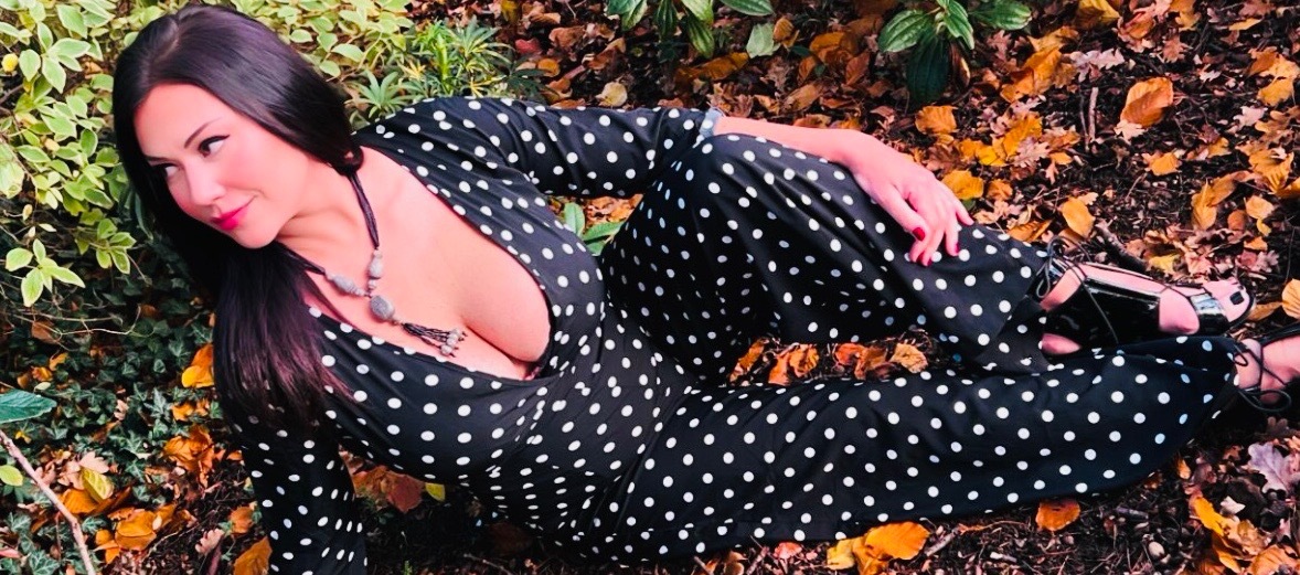 Lisa Maria Appleton banner image