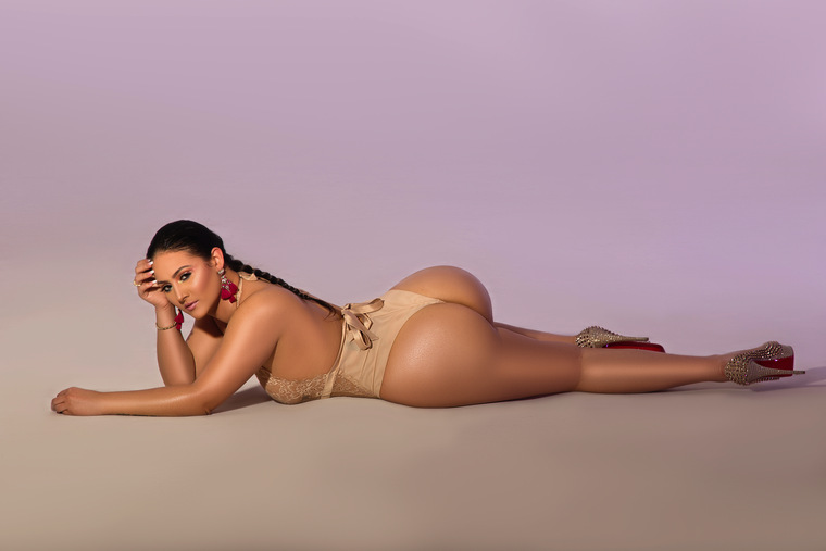Mslynn__ cover image
