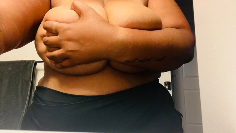 MsNewBooty cover image