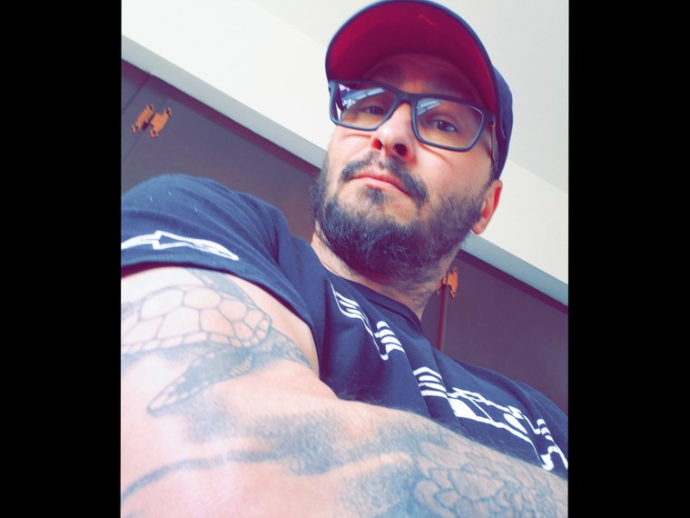 DaddyChaz banner image