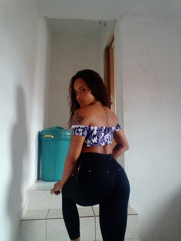 Deiziane Cruz bastos cover image