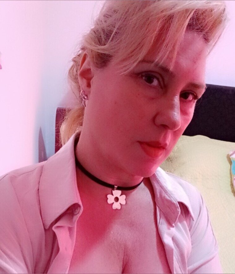 mumylatina cover image