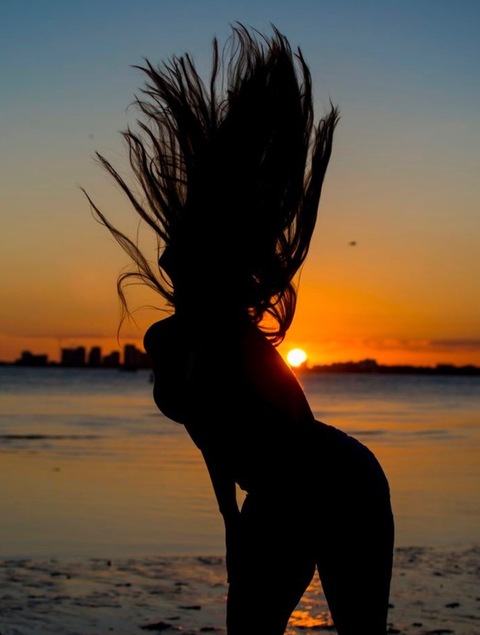 S_Muenca cover image
