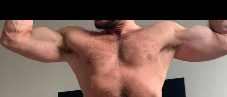 Muscle Couple banner image