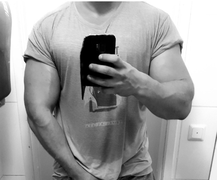 MuscleHustle cover image