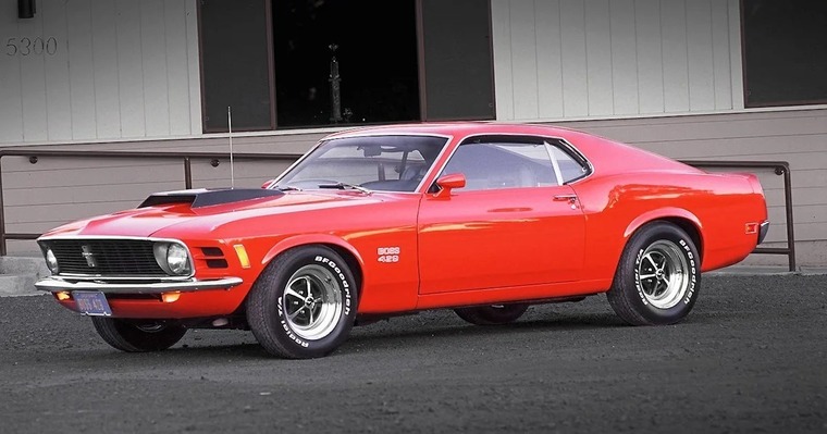Muscle car brunette banner image