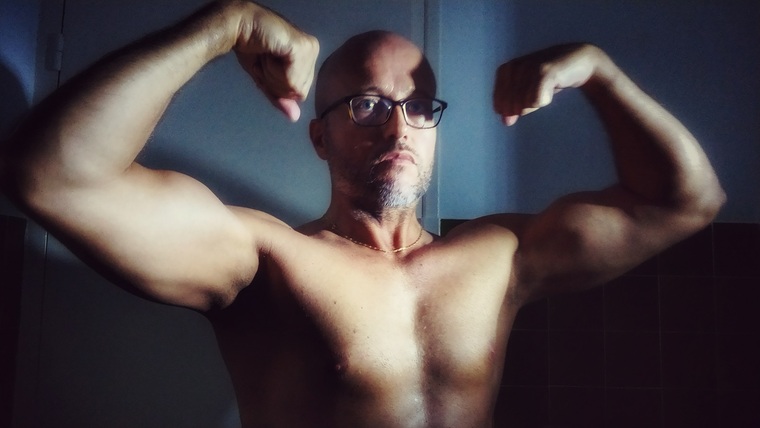 musclesinaction cover image