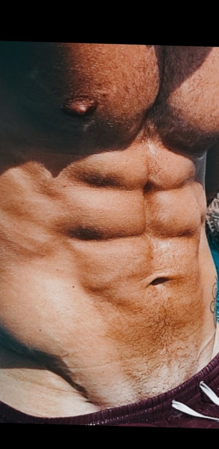 Model muscle viril cover image