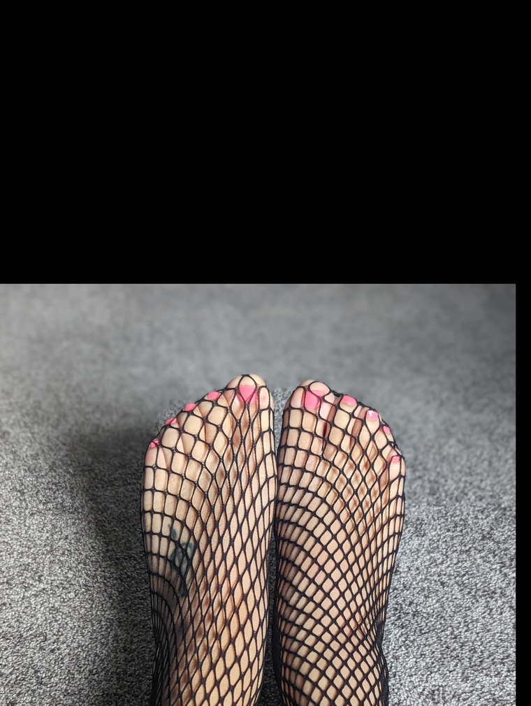 My kinky toes cover image