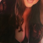 curvy busty hot wife 😈 avatar