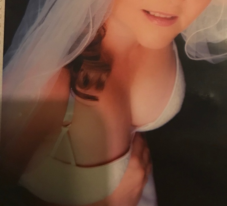 curvy busty hot wife 😈 cover image