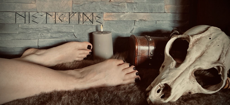 Mystic_Feets banner image