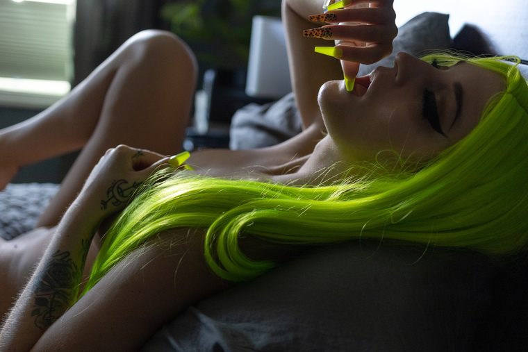 🌙 Luna Fae Aphrodite🧚🏻♀️🌹 cover image