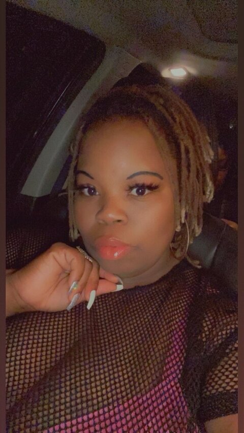 CurvyThickumz cover image