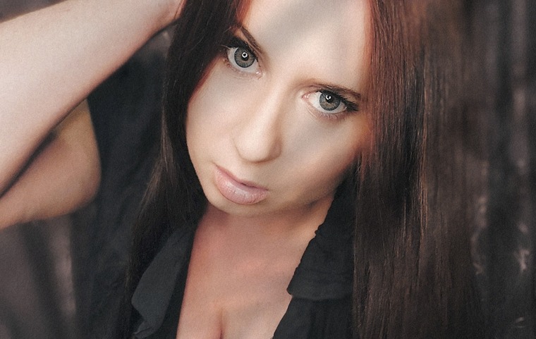 Nadia Bratke banner image