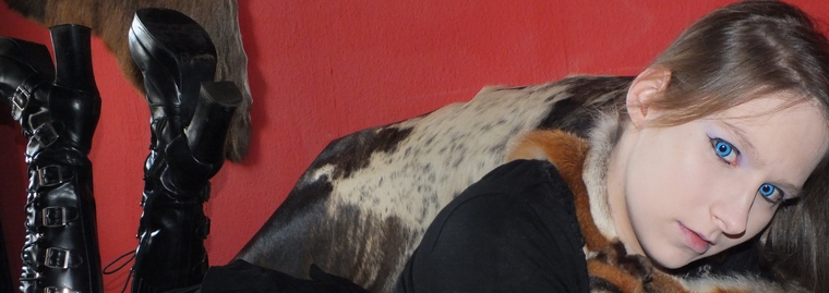 Nadine Cays banner image