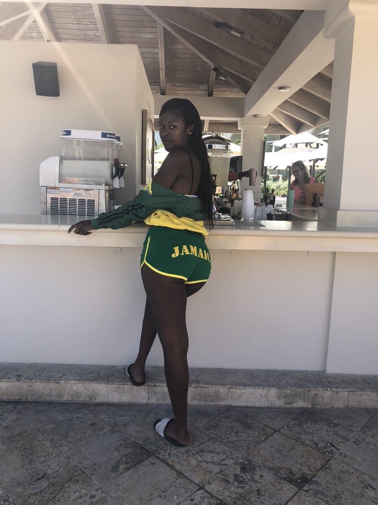 NaomiBabyxo banner image