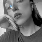 Naomi avatar
