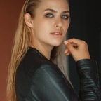 Naomi avatar