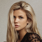 Nata Lee portrait