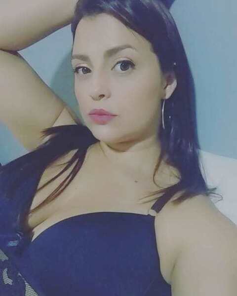 Natalia Gomes Carvalho cover image