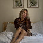 Natalie Kneals avatar