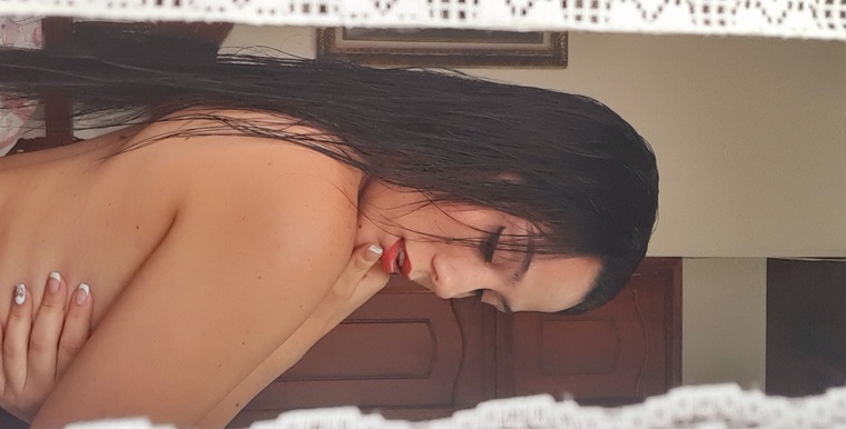 Nata Gil🪻 cover image