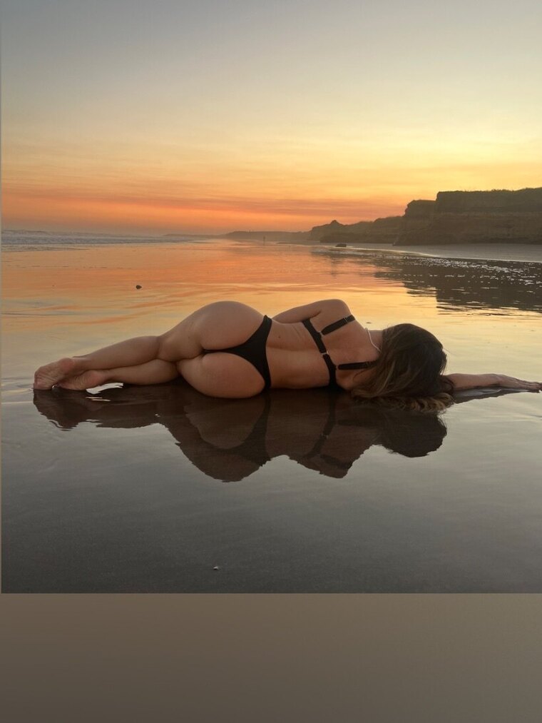 Natura Latina 🌿🧘🏻‍♀️ cover image