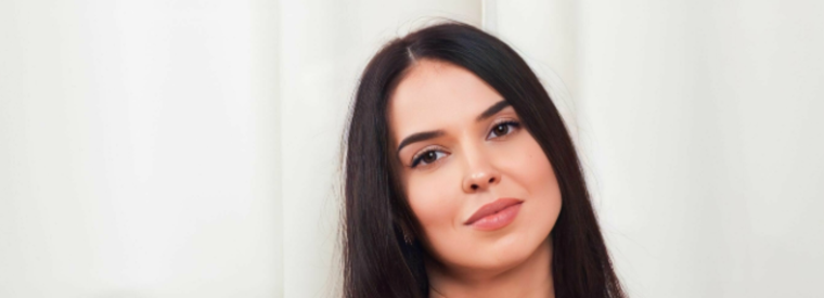 Naughty ๐ Mylรจne banner image