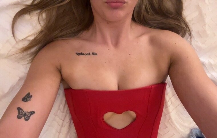 Ebony Rose ❤️🔥 cover image