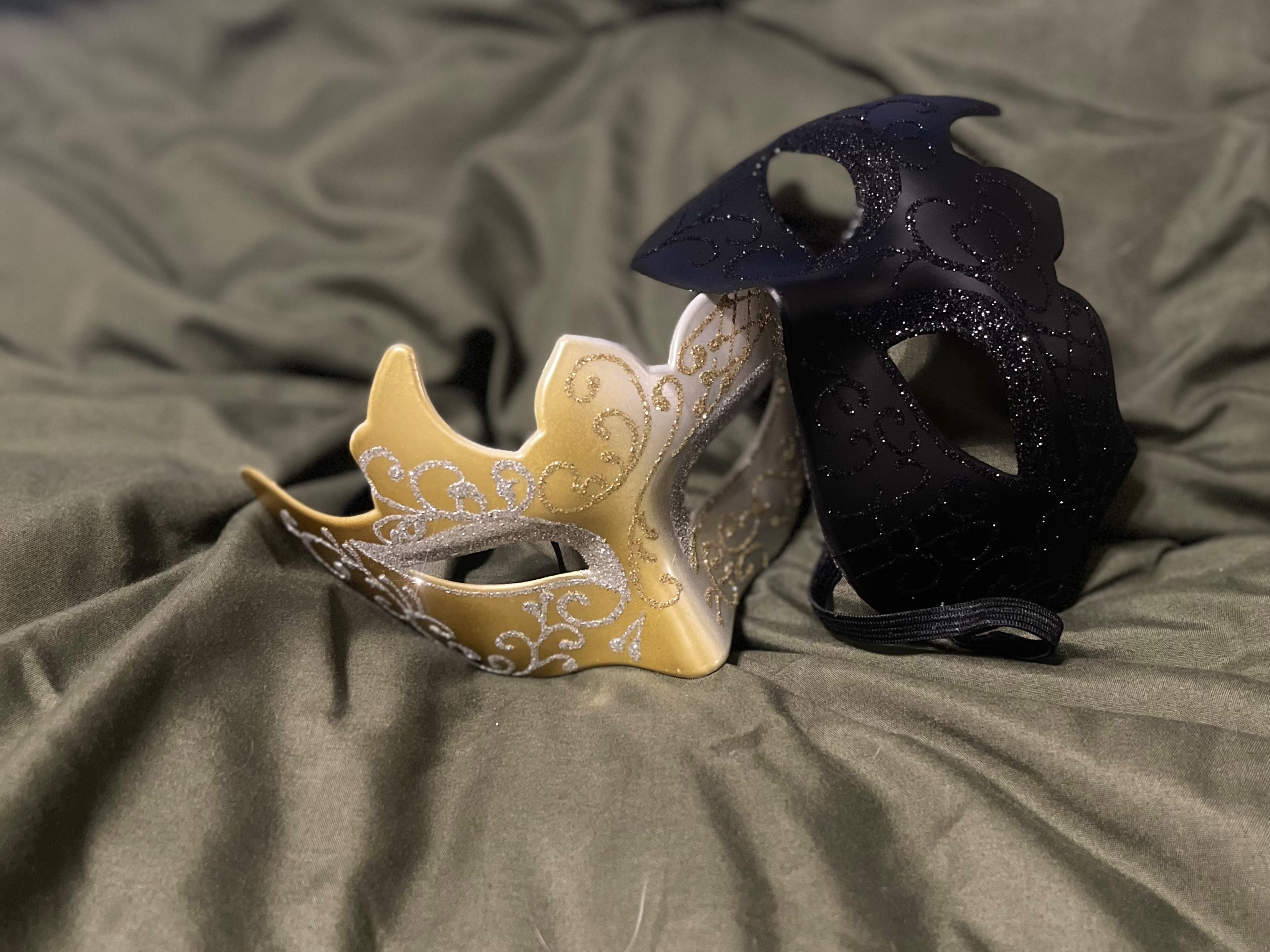 NawtyCoupleShares banner image