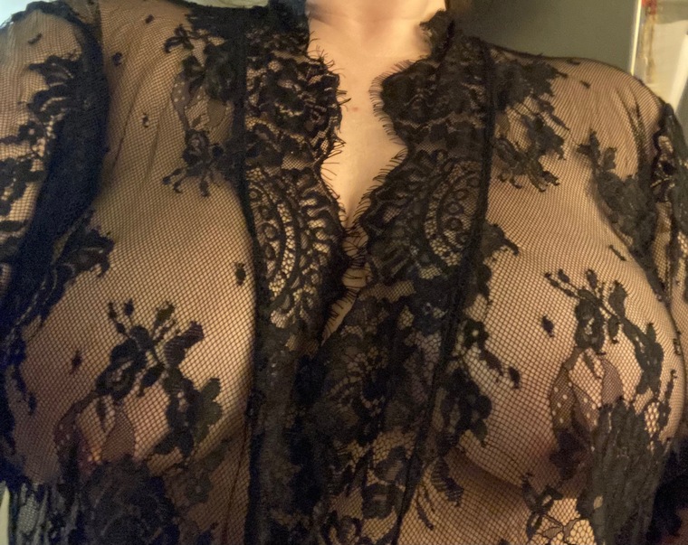 Nefertitty B cover image