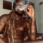 NakedNStoned avatar