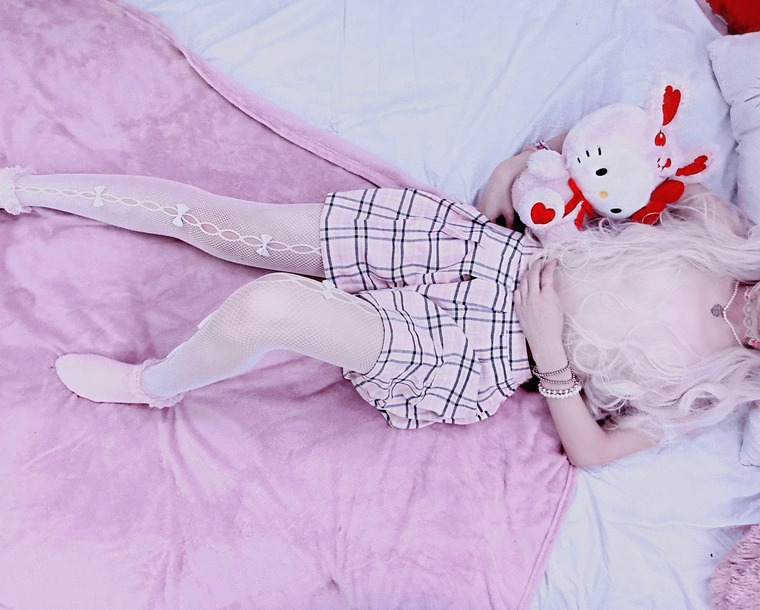 nekole♡ cover image