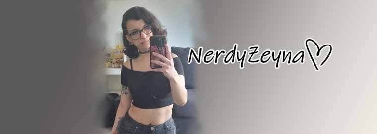 Nerdy Zeyna banner image
