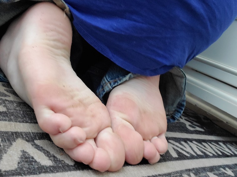NerdyFootBoi cover image