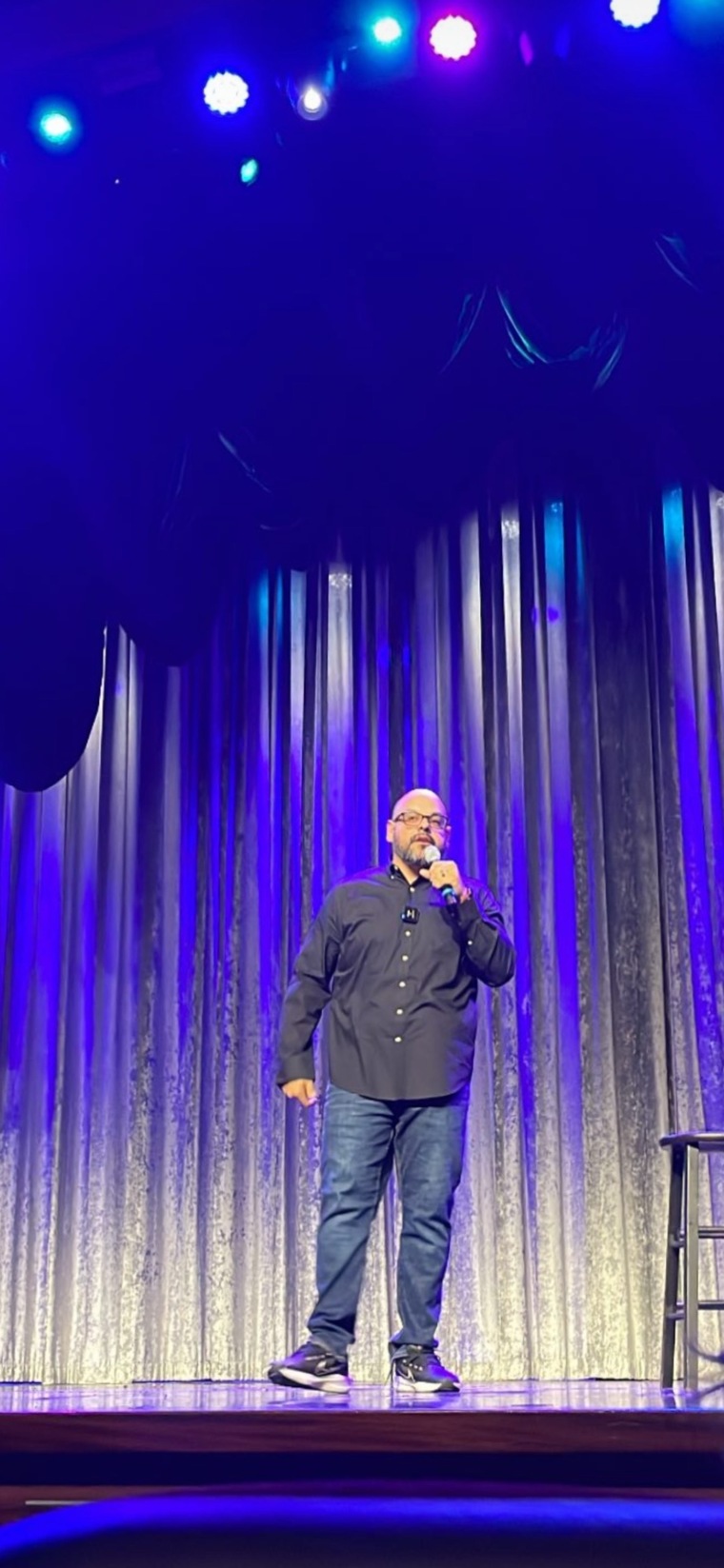 Nery Saenz Comedy banner image